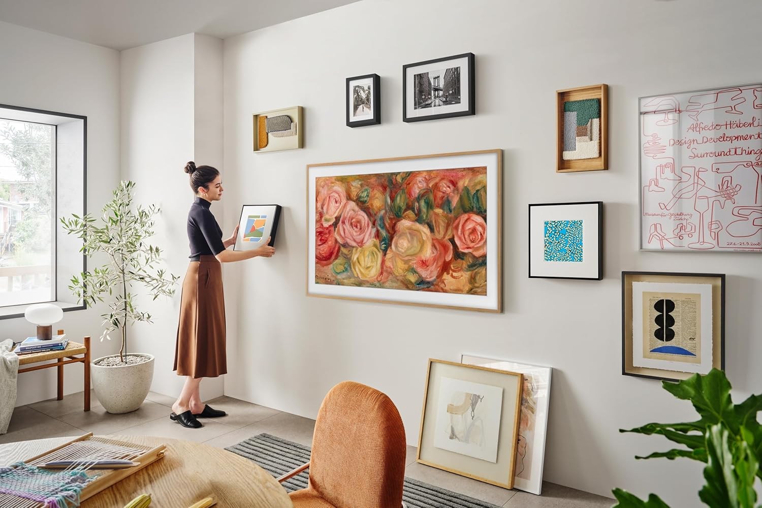Samsung The Frame 55-Inch TV on Sale for $698 at Amazon