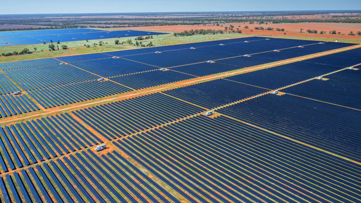 US Power Plant Buildout in 2026: Solar and Batteries Lead
